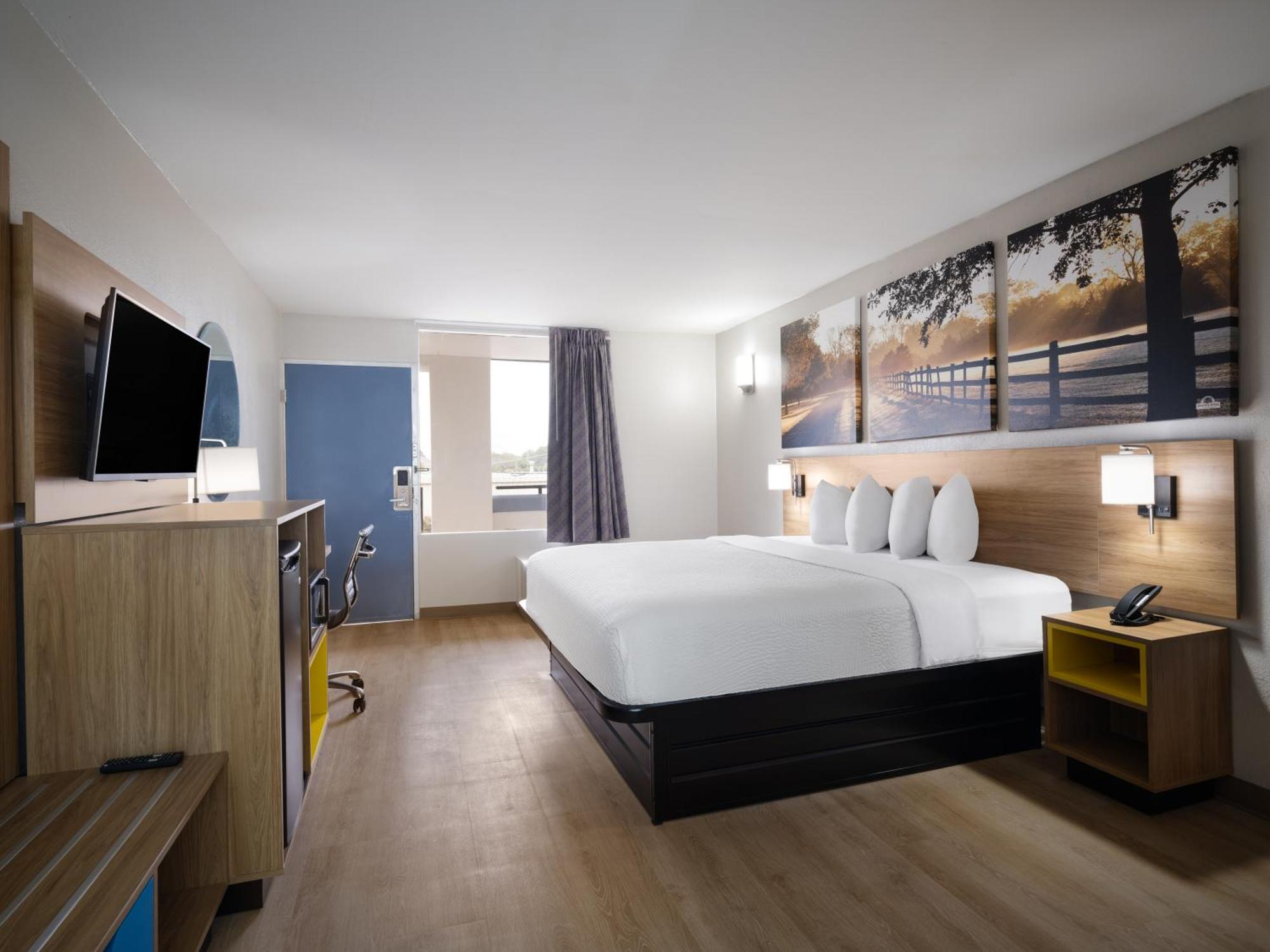 Days-Inn By Wyndham Montgomery I-85 Exteriör bild
