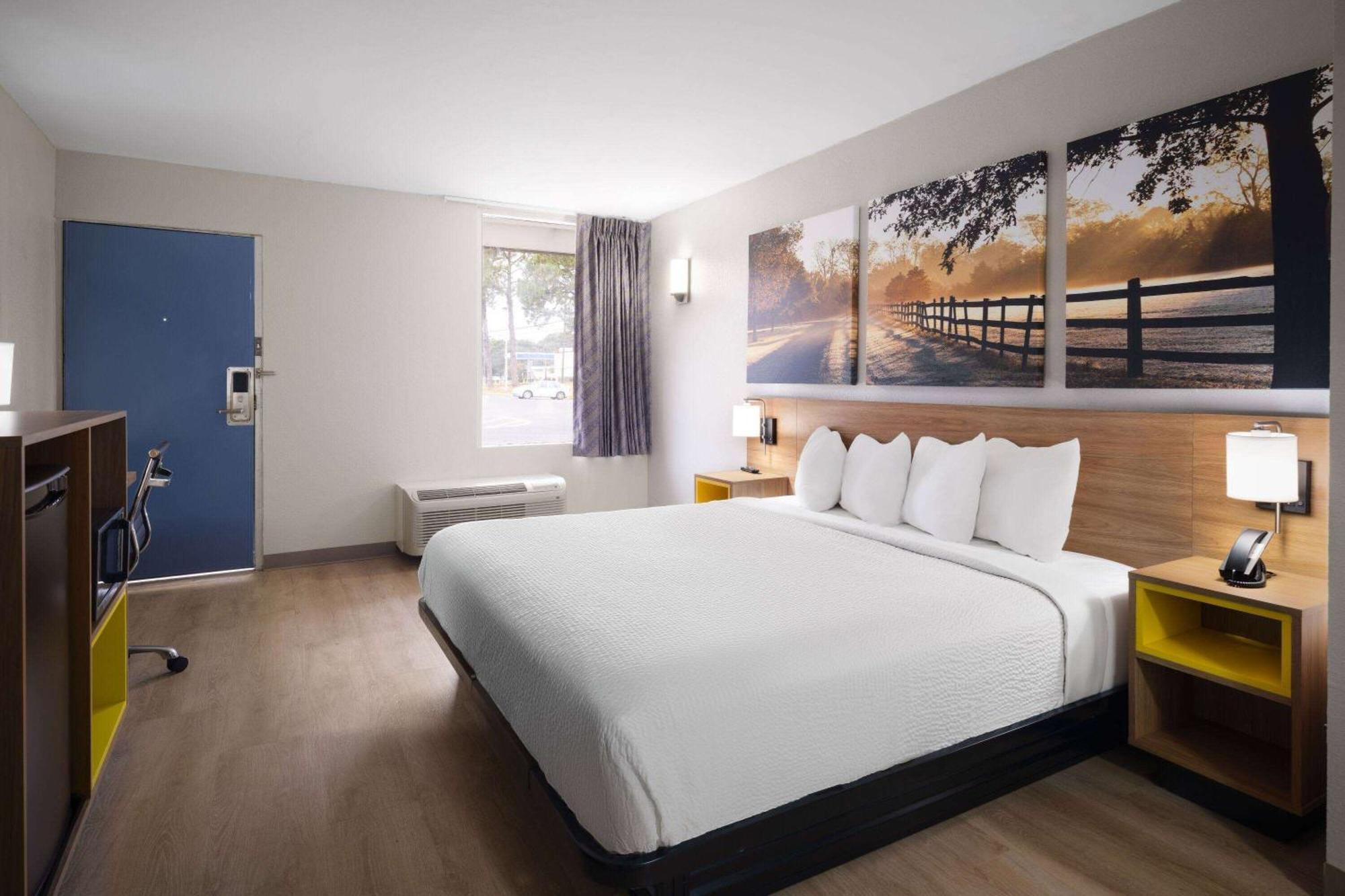 Days-Inn By Wyndham Montgomery I-85 Exteriör bild