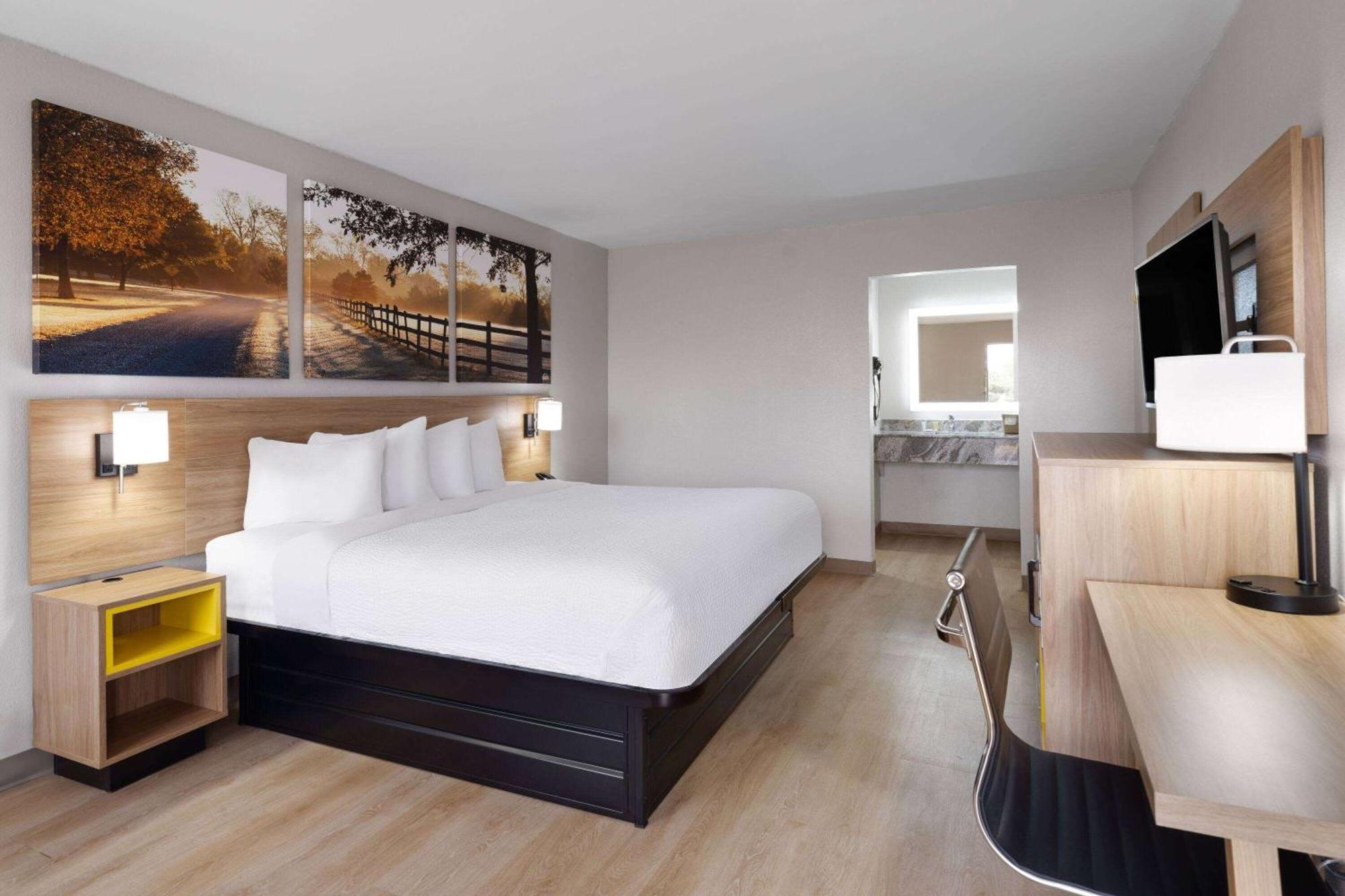 Days-Inn By Wyndham Montgomery I-85 Exteriör bild