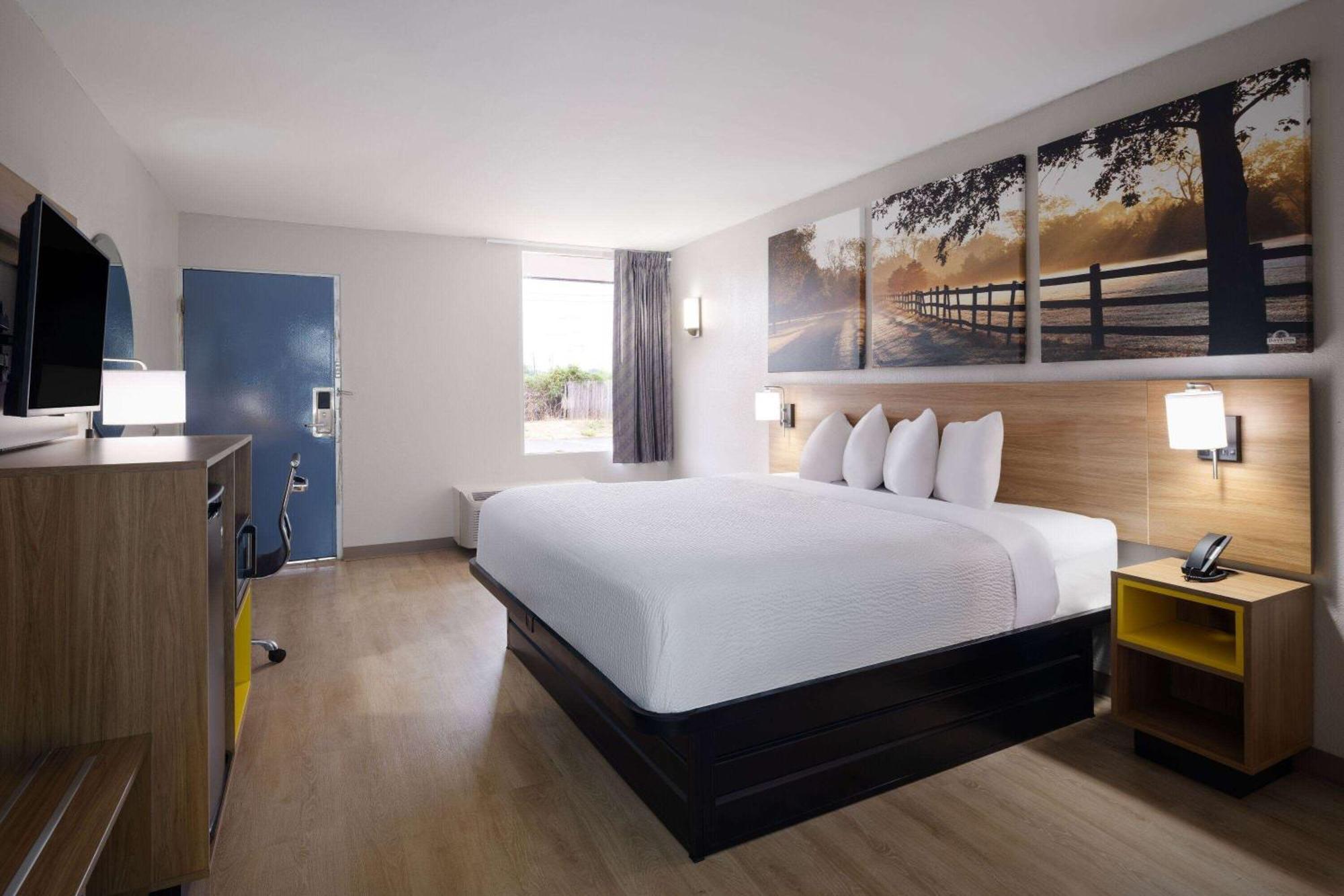 Days-Inn By Wyndham Montgomery I-85 Exteriör bild